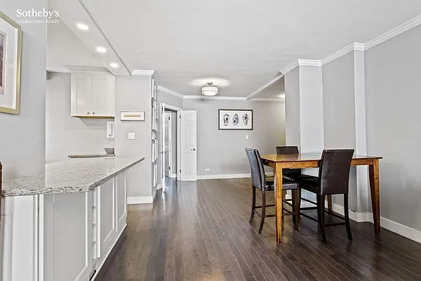 Rented by Sotheby's International Realty | media 33