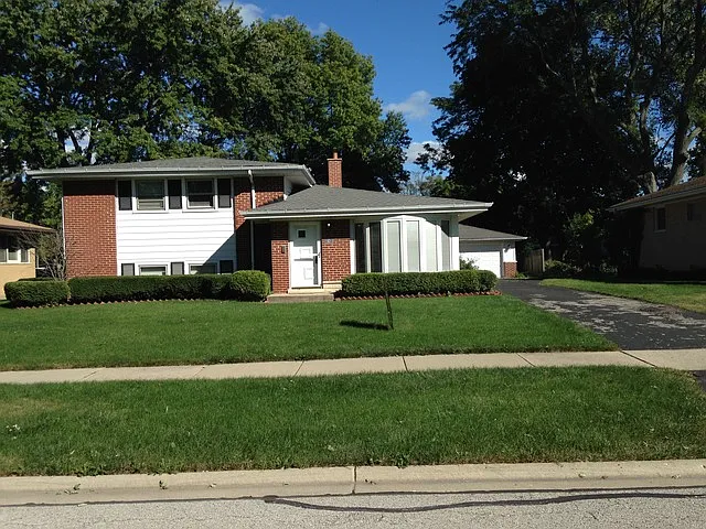 1031 N Wilshire Ln photo 1