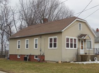 2624 Main St, Peru, IL 61354