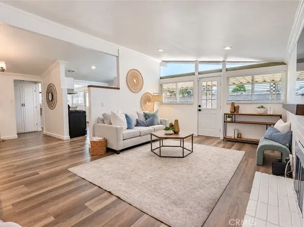 7156 Fillmore Dr, Buena Park, CA 90620