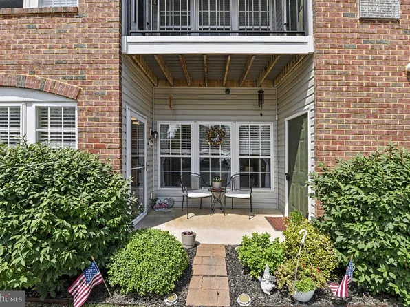 812 Long Dr APT A, Aberdeen, MD 21001