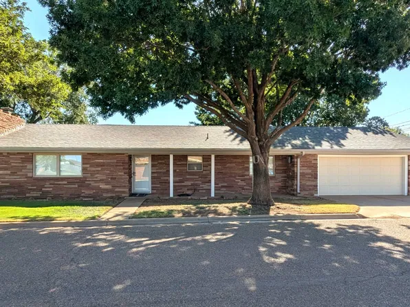 610 Arrah Ave, Friona, TX 79035
