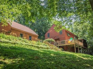 327 Pulpit Rock Rd, Woodstock, CT 06281