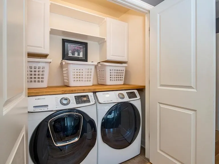 2658 Iola St — Photo 24