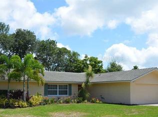 7408 Dickens Dr, Sarasota, FL 34231