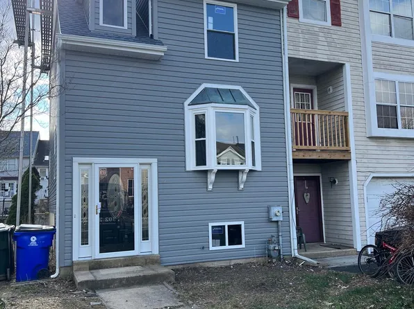 687 Corsica Ave, Bear, DE 19701