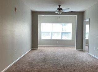 7511 Rivers Ave APT 304, Charleston, SC 29406