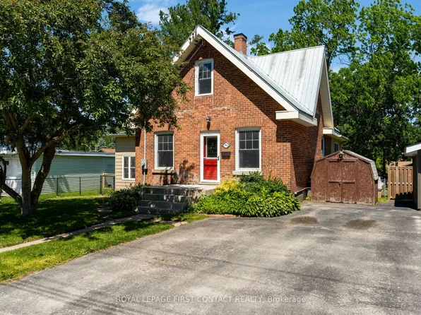 762 Dominion Ave, Midland, ON L4R 1S3