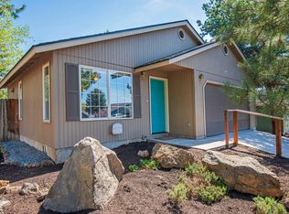 20751 Gallop Rd, Bend, OR 97701