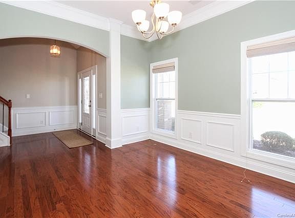5th image of 315 Kerrydale Ct