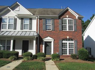 5320 Jocelyn Ln, Charlotte, NC 28269