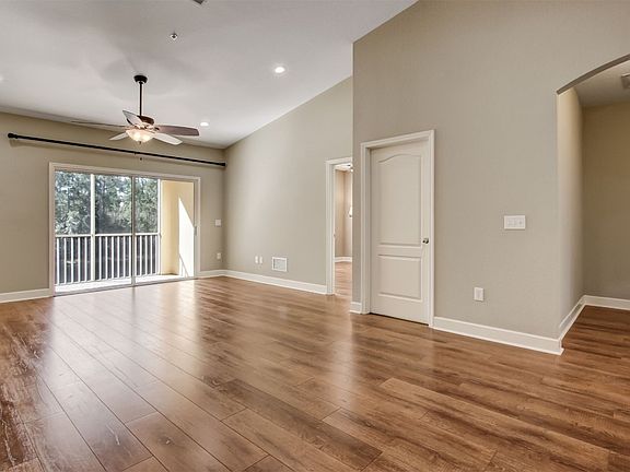 5th image of 96007 Stoney Creek Pkwy #1004