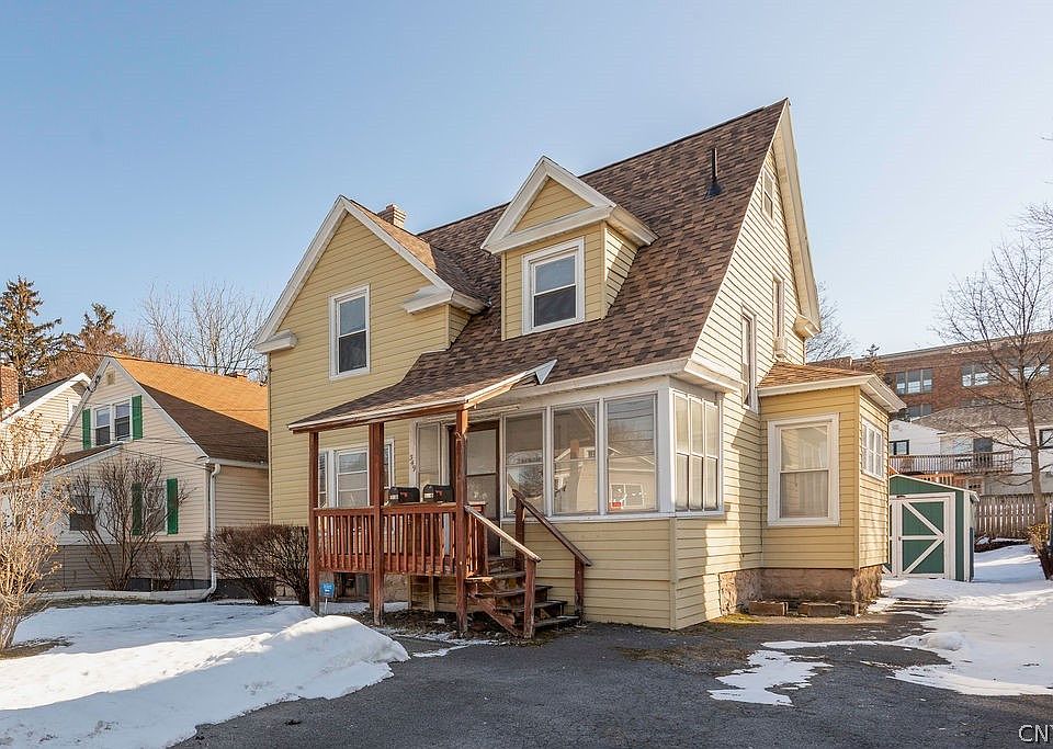 1st image of 349 S Midler Ave