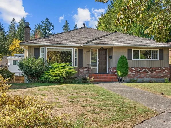 7292 Shawnee Pl, Vancouver, BC V5S 2Z1