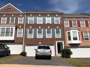 18425 Sierra Springs Sq, Leesburg, VA 20176