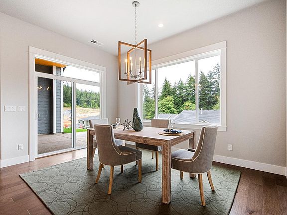 Dining room with access to covered patio
