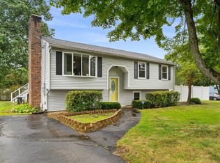 13 Blackstone St, Hudson, NH 03051