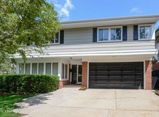 925 Sheridan Rd, Evanston, IL 60202