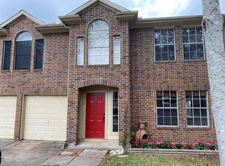 17158 Summer Hollow Dr, Sugar Land, TX 77498