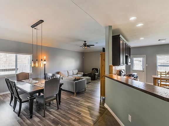 3rd image of 10815 Clear Arbor Ln