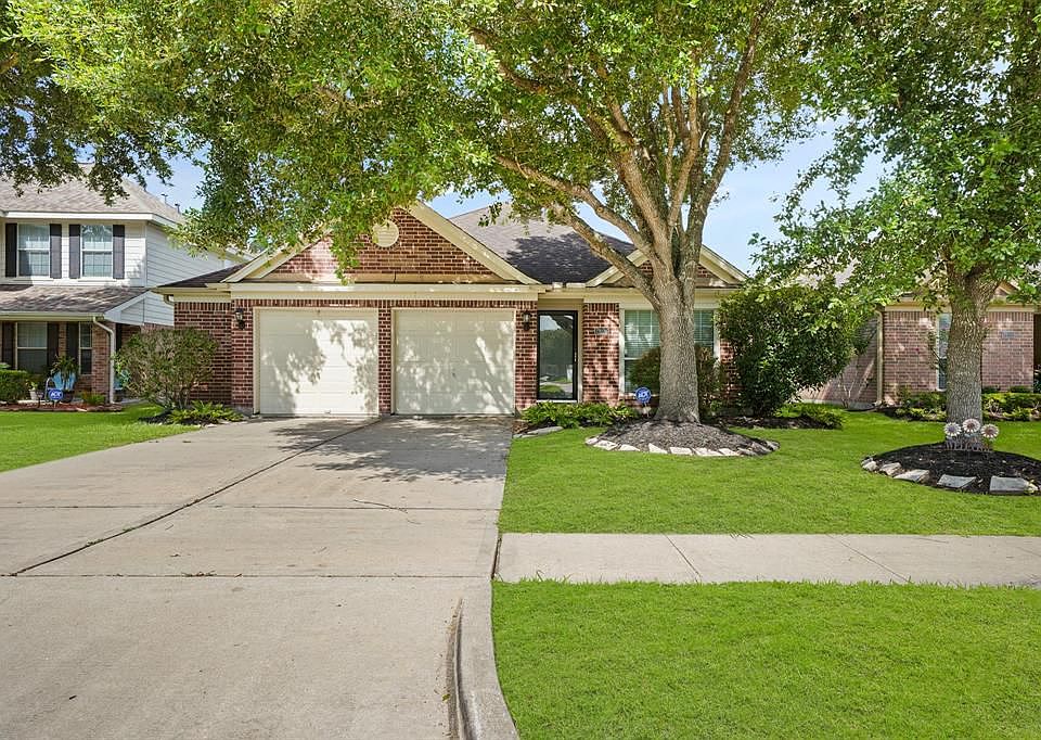 1st image of 2806 Argos Dr