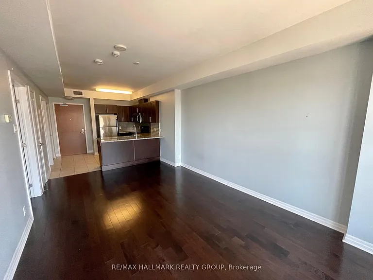 242 Rideau St #2105 — Photo 6
