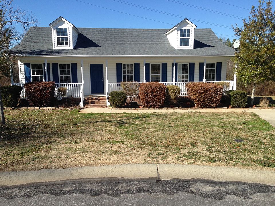 1st image of 1705 Heathland Dr