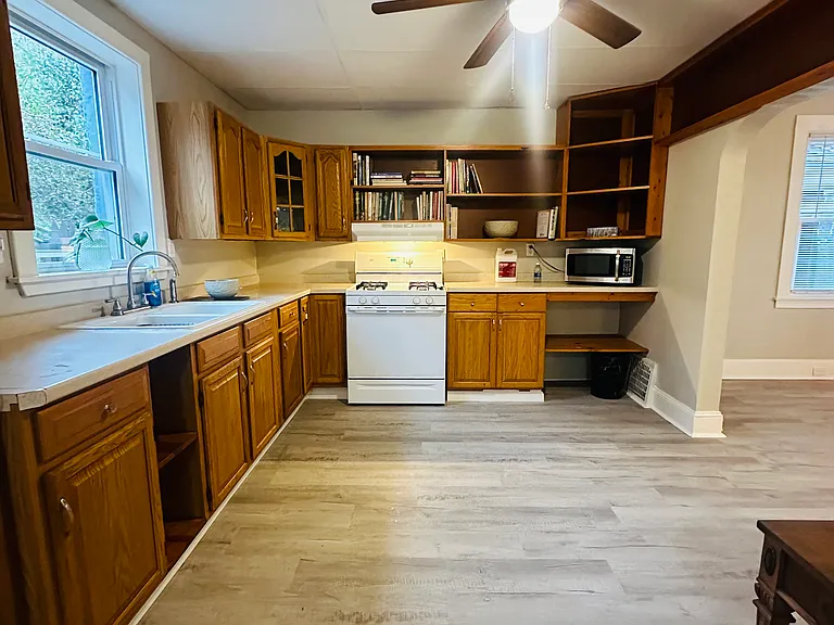 21 Shady Ln — Photo 5