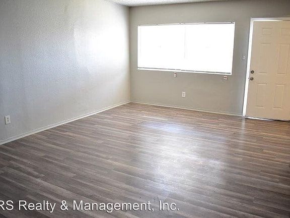 5th image of 1037 W 108th St #1037 W