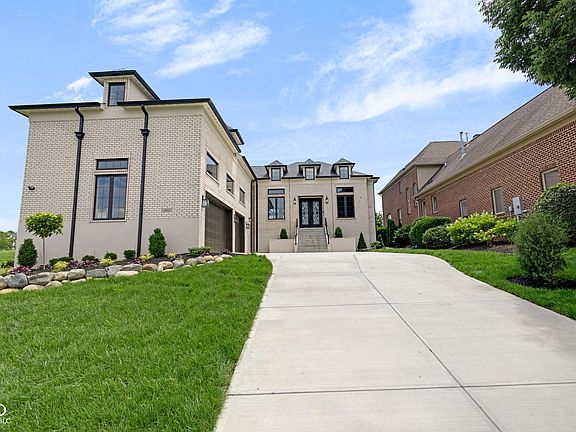 3rd image of 16512 Grand Cypress Dr
