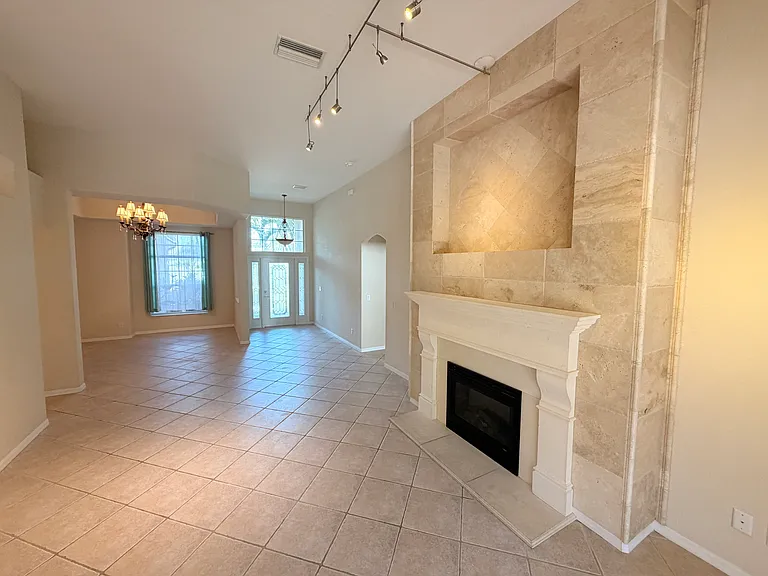 1596 Pinyon Pine Dr — Photo 10