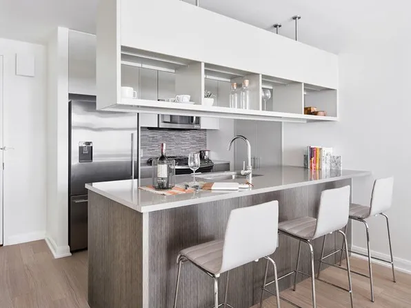 7 West 21st Street image 1 of 8