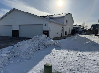 981 41st Ave W, West Fargo, ND 58078
