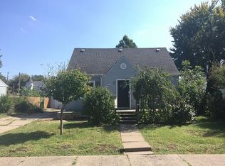 448 14th St, East Moline, IL 61244