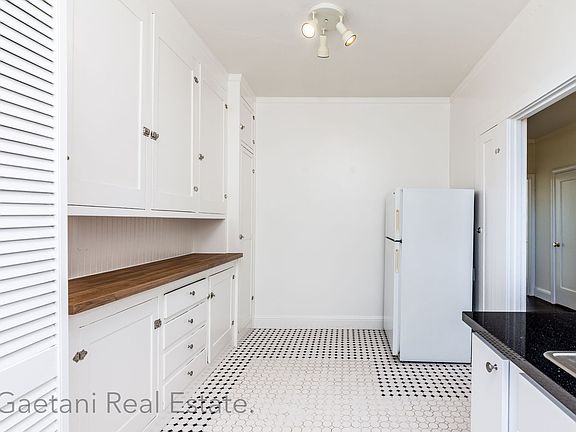 4th image of 1701 Turk St #15