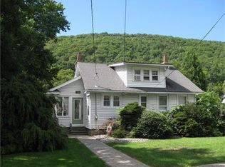 43 Murray Rd, Greenwood Lake, NY 10925