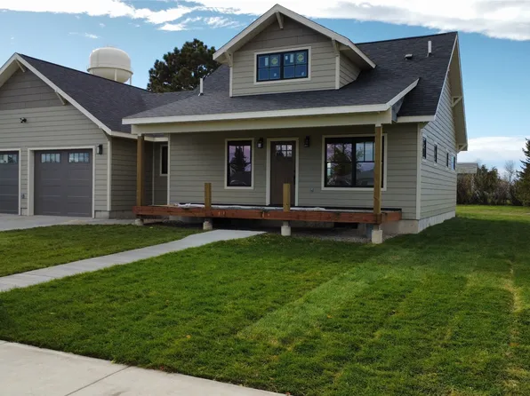 301 3rd St S, Stanford, MT 59479