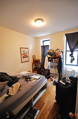 Rented by Bold New York | media 27