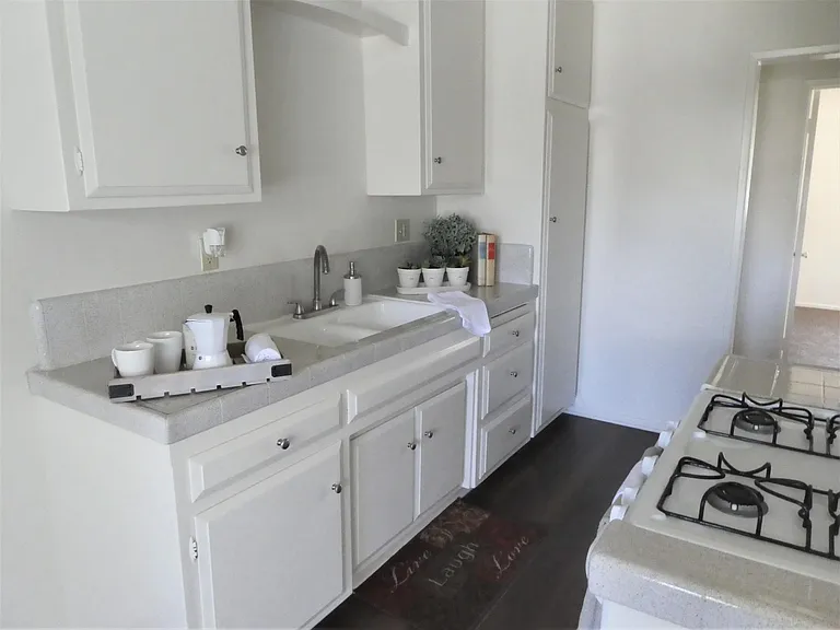 Pine Village Apartments — Photo 10