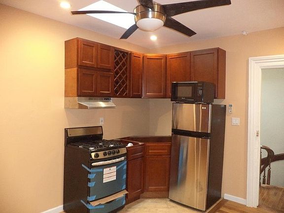 5th image of 373 Grand Ave APT 3