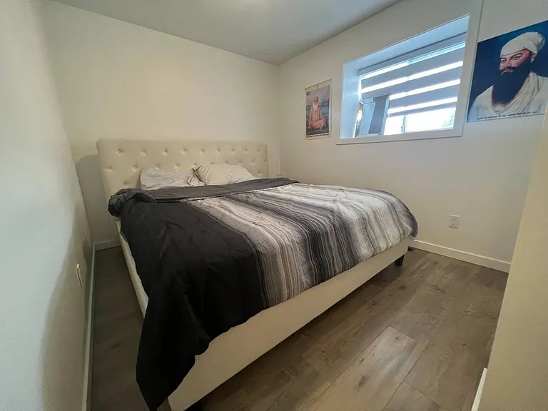 23422 Sandpiper Ave #UPPER — Photo 17