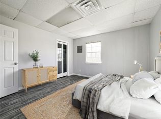 4615 Heron St SUITE B, Hitchcock, TX 77563