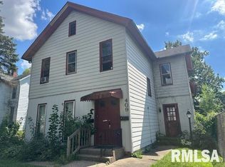 409 E 14th St, Davenport, IA 52803
