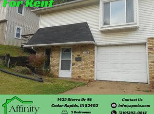 1425 Sierra Dr NE, Cedar Rapids, IA 52402