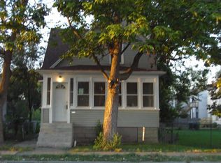 913 150th St, Hammond, IN 46327