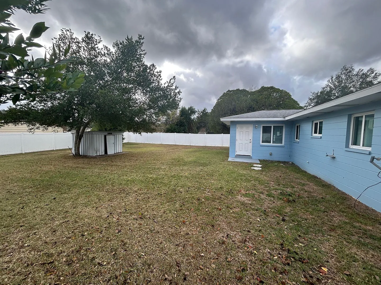 Charming 2-bedroom 1-bath home — Photo 2
