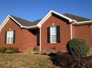 117 Irish Oaks Dr, Portland, TN