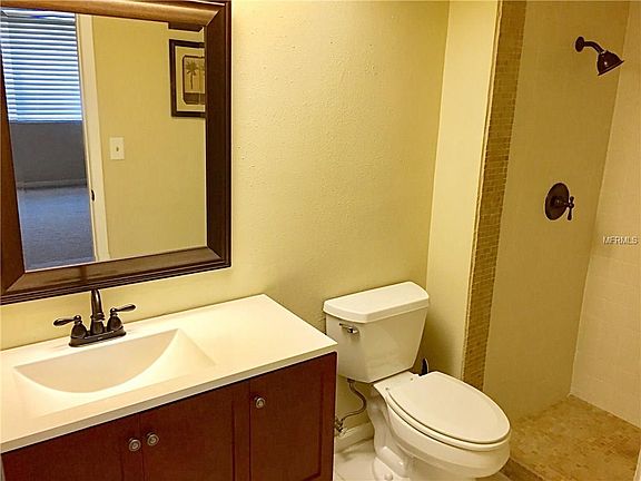 5th image of 2634 Barksdale Ct