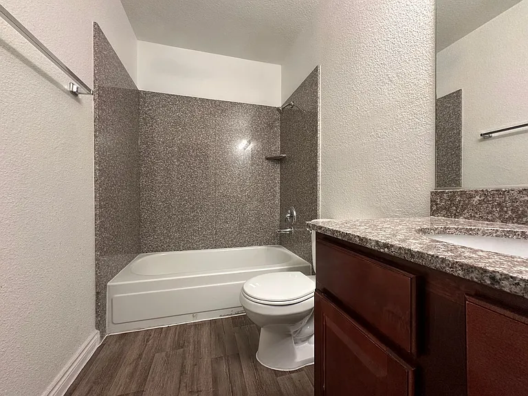 4320 Sandy River Dr #96 — Photo 11