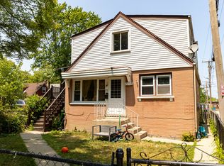 2017 Foster St, Evanston, IL 60201